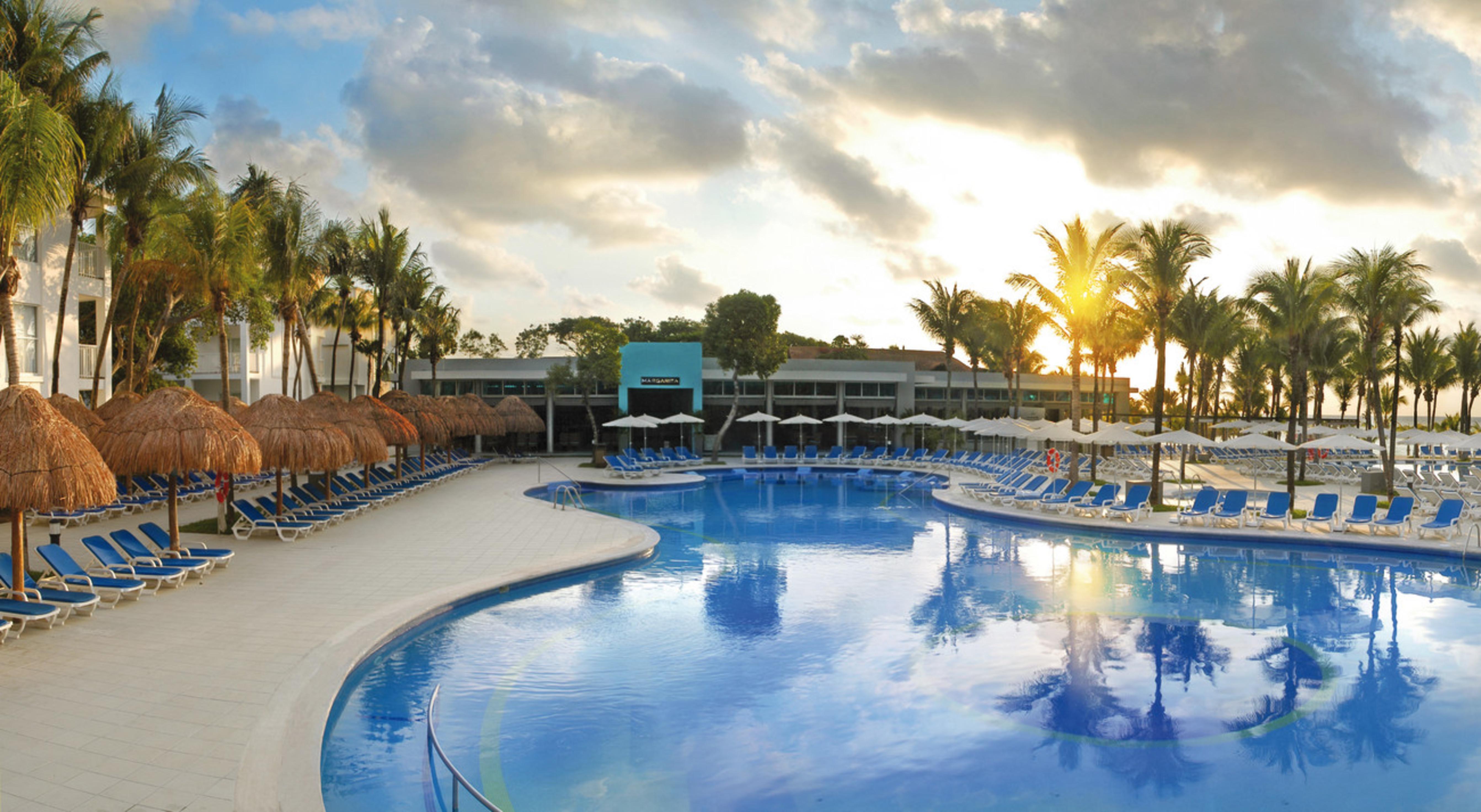 Riu Yucatan Hotel Playa del Carmen Exterior photo